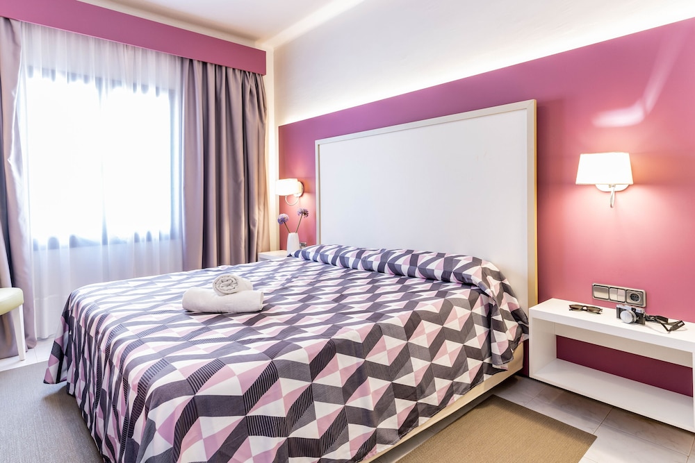 The Purple Hotel by Ibiza Feeling - Adults only
