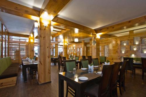 The Whispering Inn - A Vintage Boutique Resort