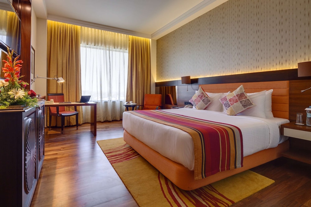 Balaji Sarovar Premier Solapur - A Sarovar Hotel