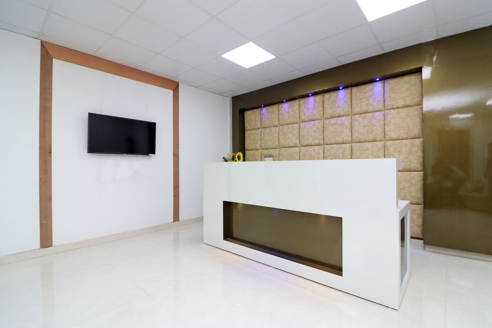 Hotel Grand Palace