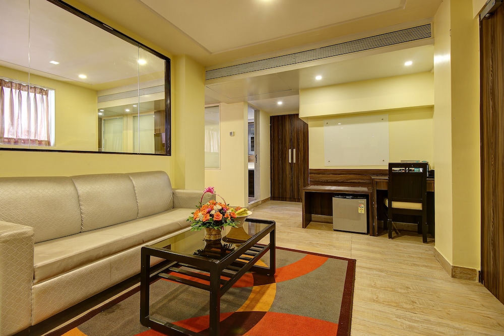 Hotel Mumbai House Juhu, Santacruz West