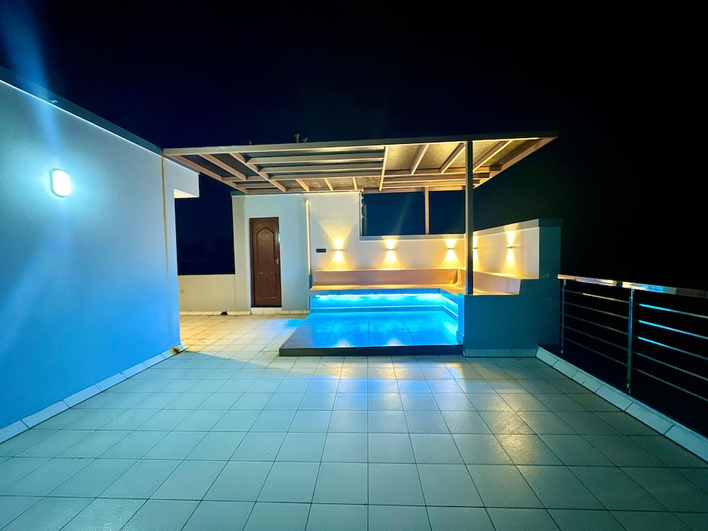 ECR Holidays Lavish Homestay
