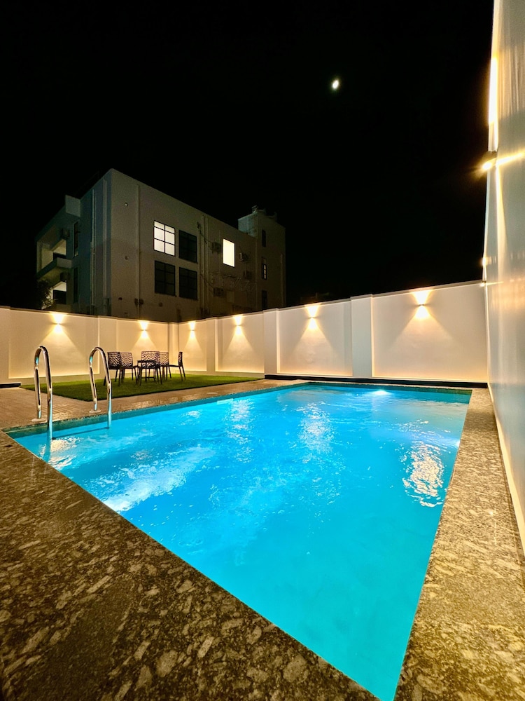 ECR Holidays Lavish Homestay
