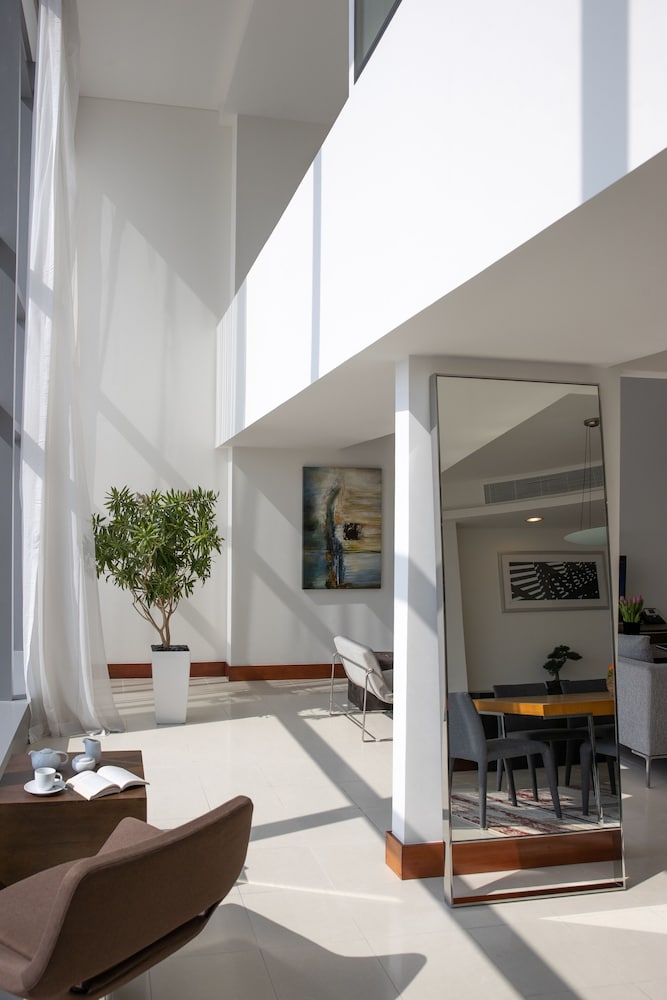 Jumeirah Living - World Trade Centre Residence