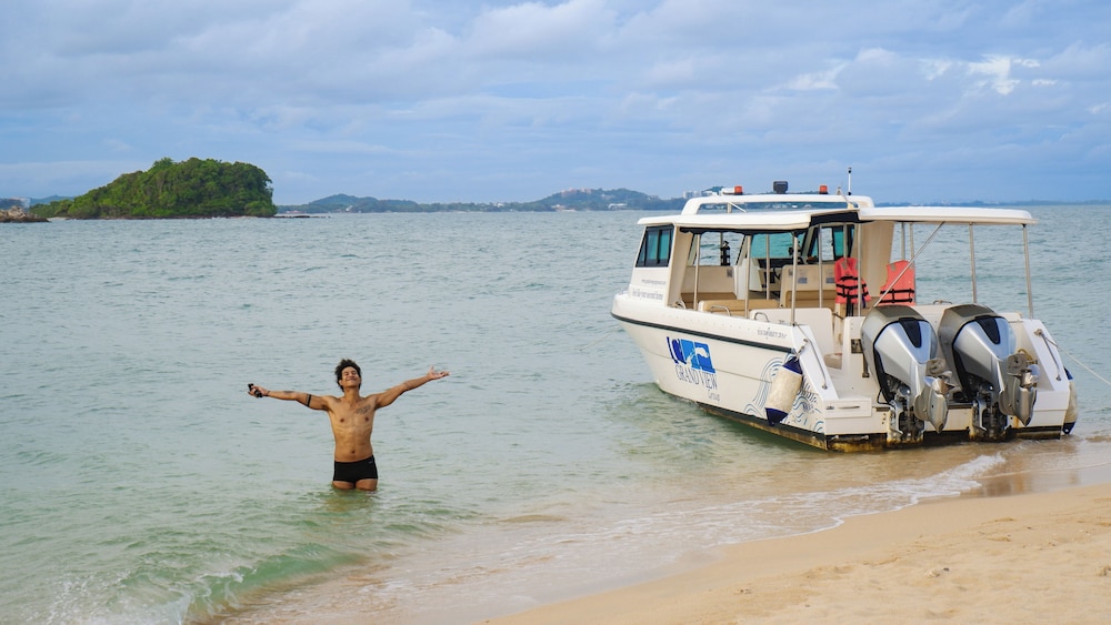 Samed Grandview Resort