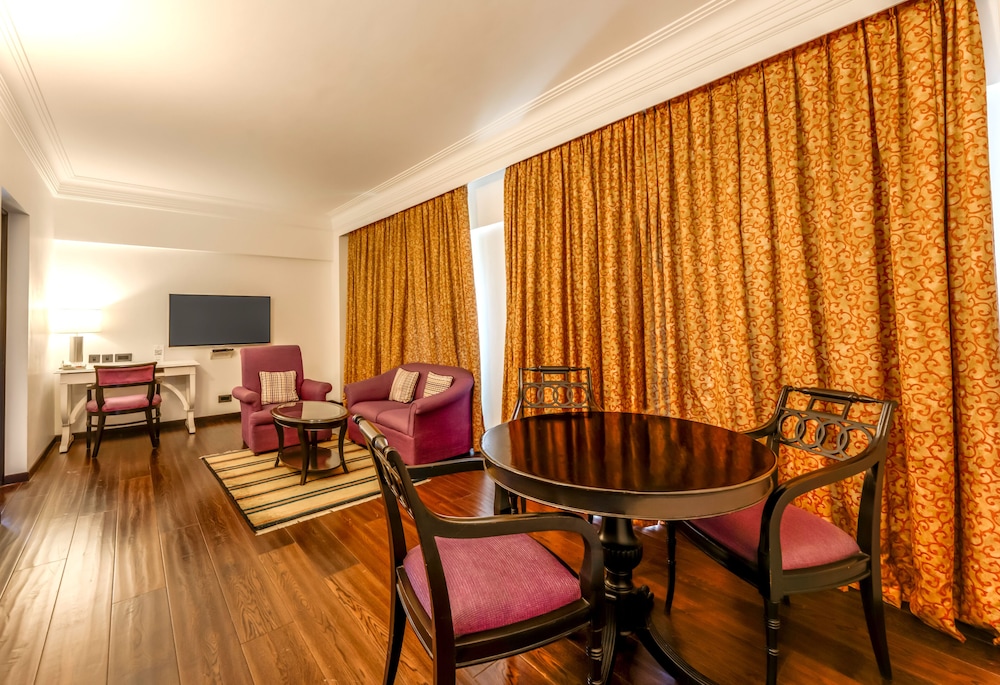 Hotel Royal Orchid Bangalore