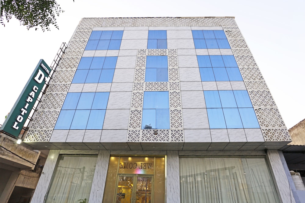 Hotel D Capitol - Delhi Airport