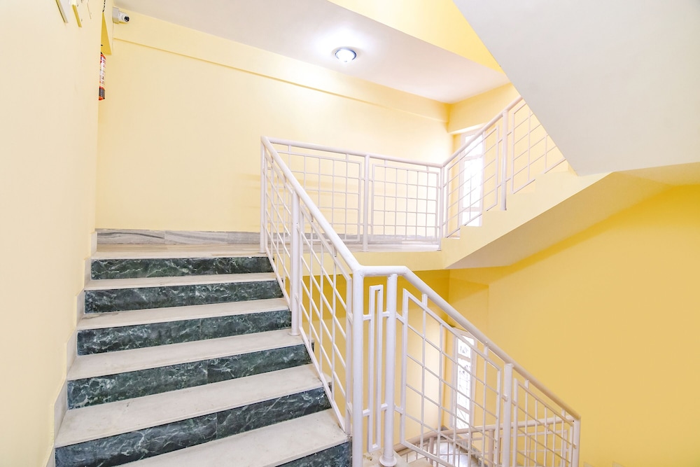 Fabhotel Olive Inn I