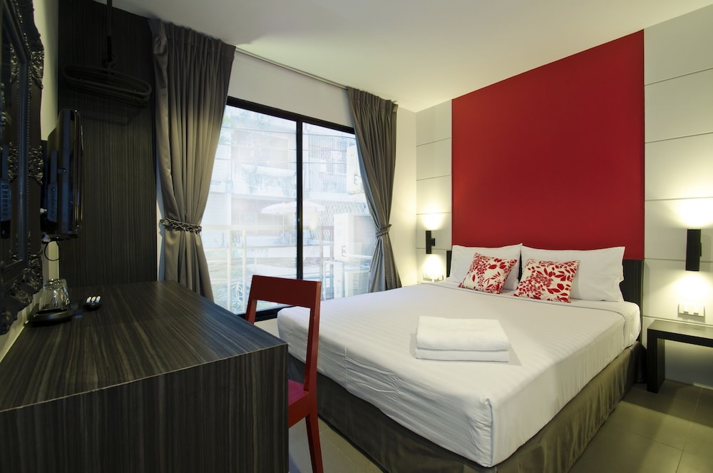 DI Place Hotel