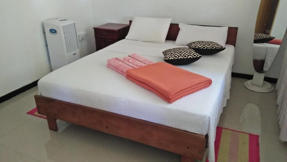59B Rest Inn Ella