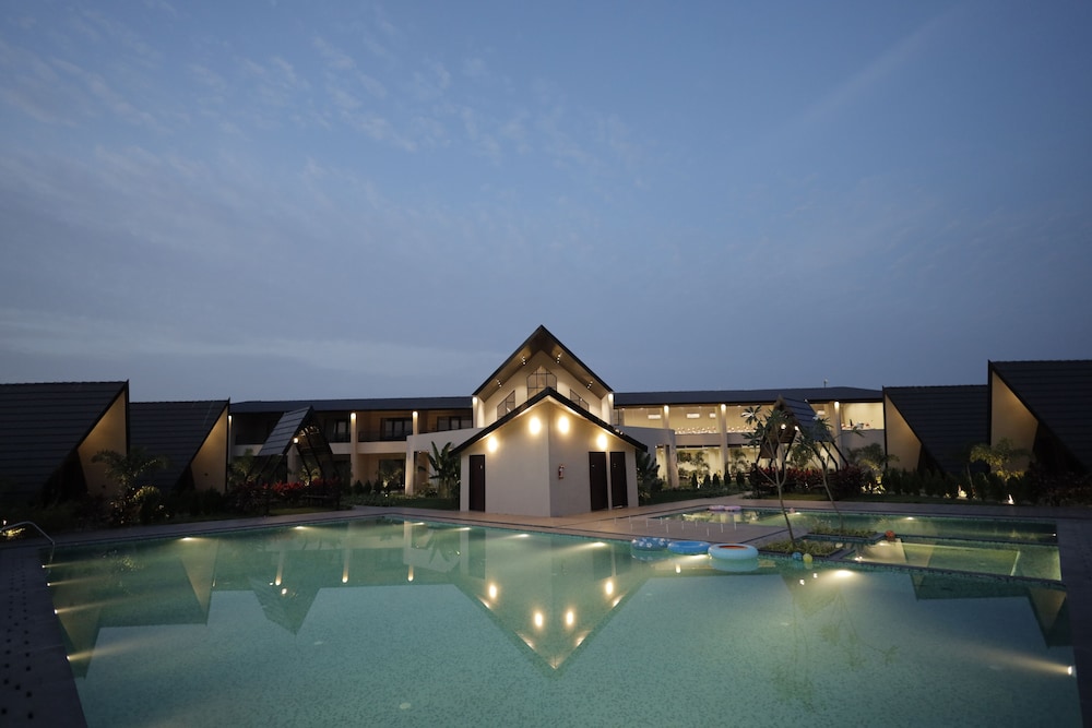 Regenta Resort Vindhyachal, Statue of Unity