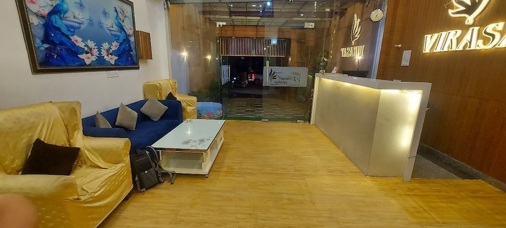 Hotel Virasat Palace