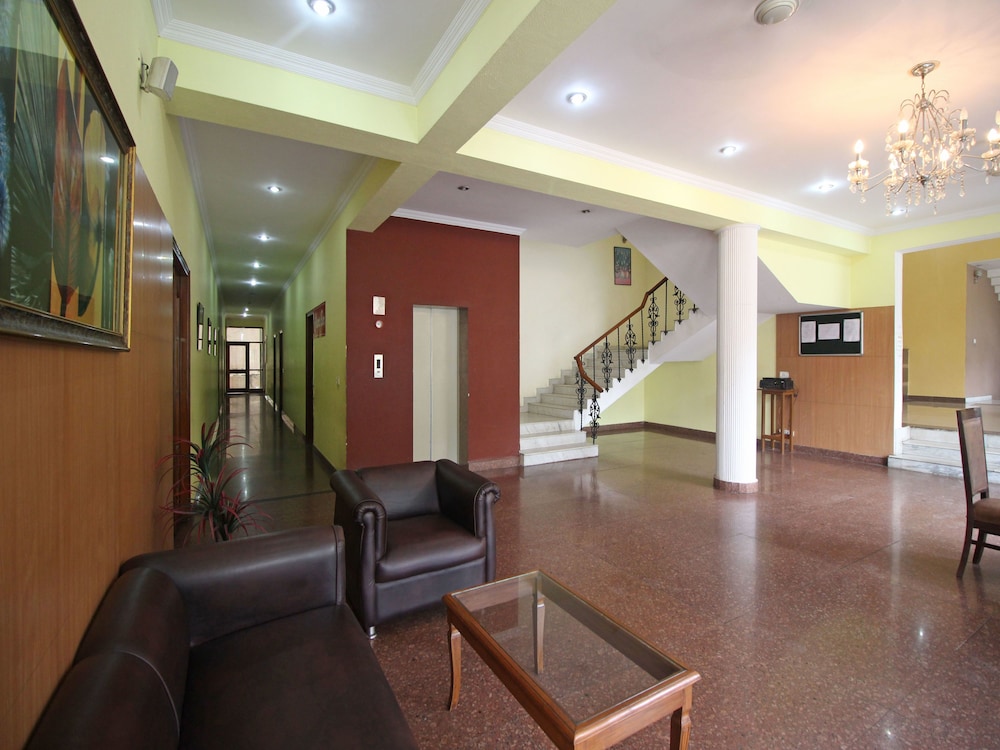 Hotel Clarks International