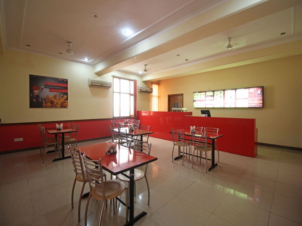 Hotel Clarks International