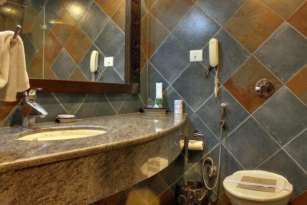 Ganga Kinare - A Riverside Boutique Resort