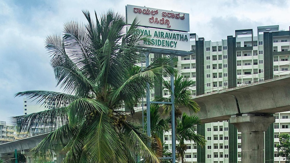  Royal Airavatha Residency Hotel