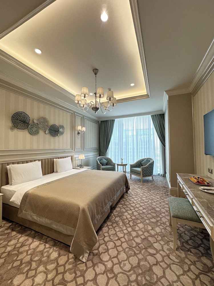 T-CITY PRESIDENTIAL HOTEL