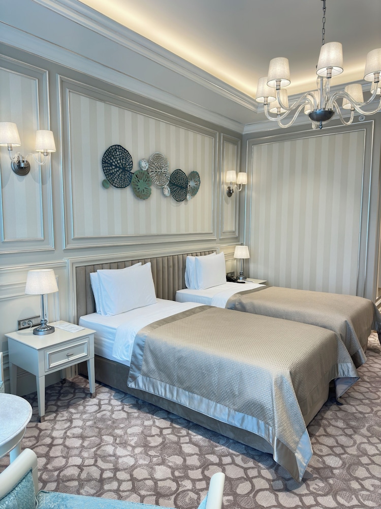 T-CITY PRESIDENTIAL HOTEL