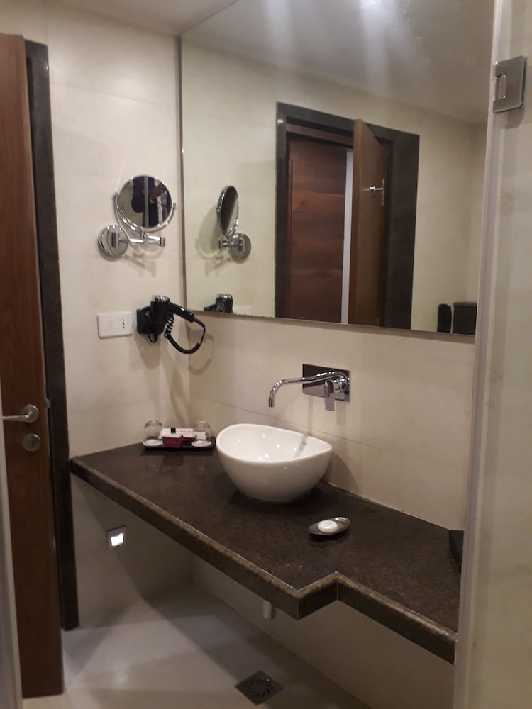 Regenta Central Jaipur Jhotwara	
