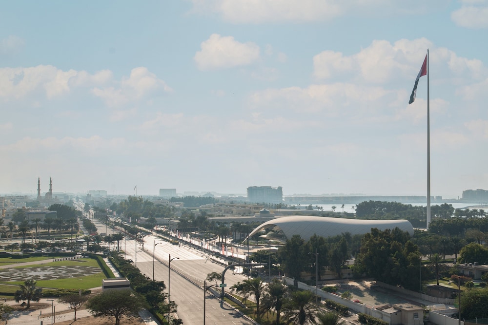 Holiday Inn Express Dubai Jumeirah by IHG