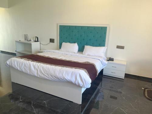 Mango Valley Resorts Ganpatipule