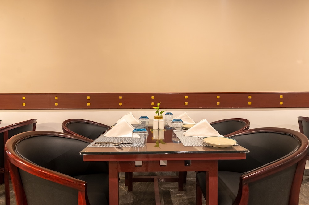 Zip by spree Hotels Mangala Towers