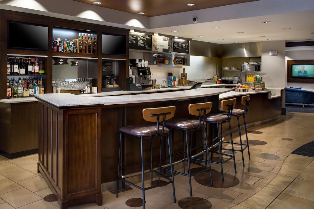 Courtyard by Marriott Buffalo Amherst/University