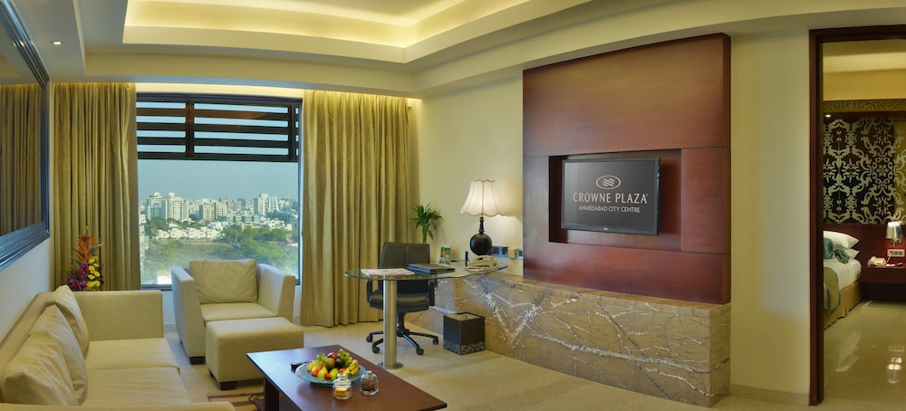 Crowne Plaza Ahmedabad City Centre, an IHG Hotel