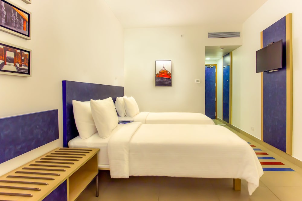 Kalyan Grand - A Business Hotel
