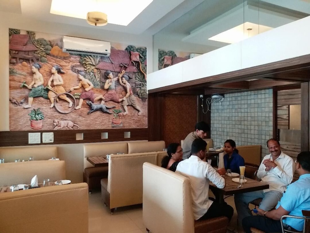 Hotel Three Star Navi Mumbai