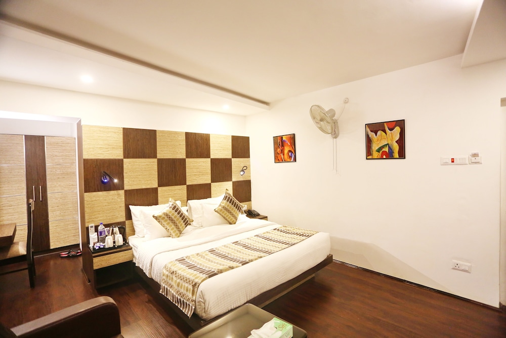 22 Enclave Evoke Lifestyle