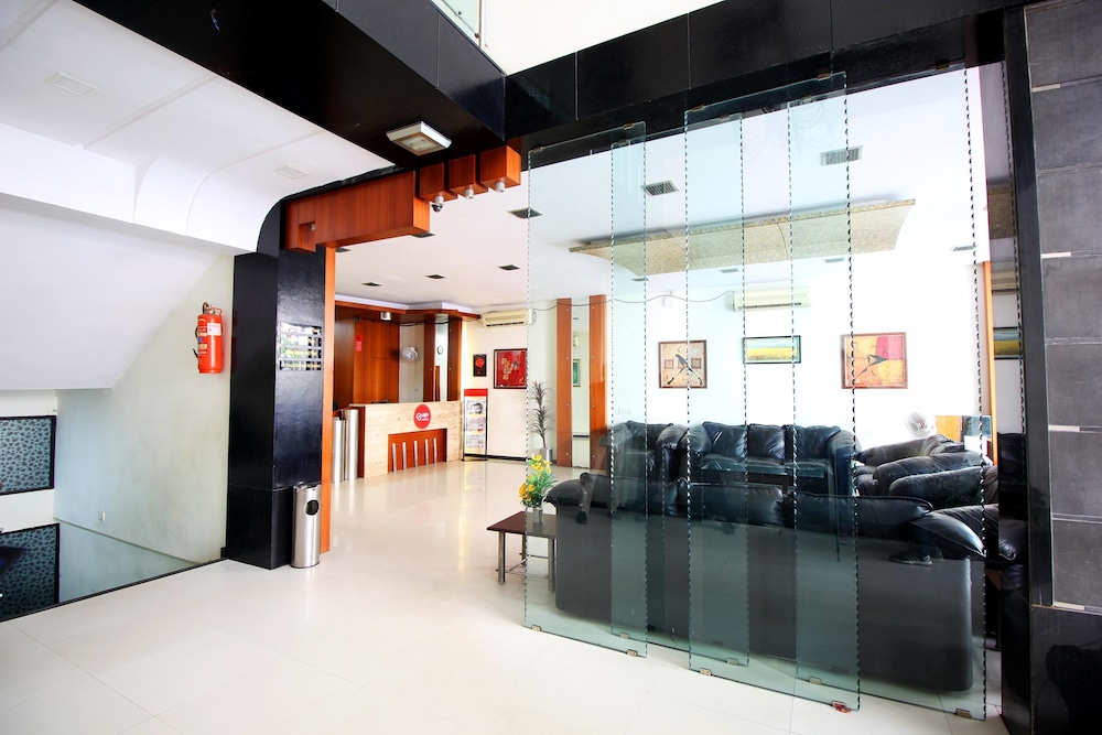 Hotel Marshall The Grand, Paldi