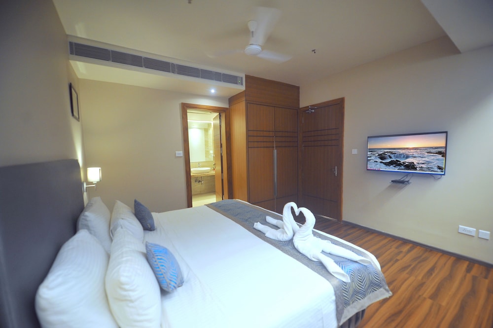 Pipul Padmaja Premium Hotel and Convention