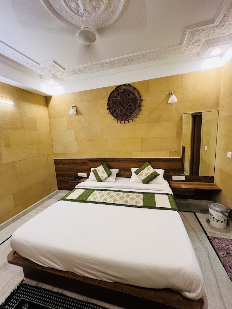 Hotel Garh Villa
