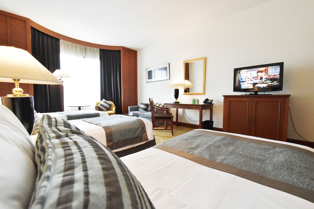 Century Park Hotel