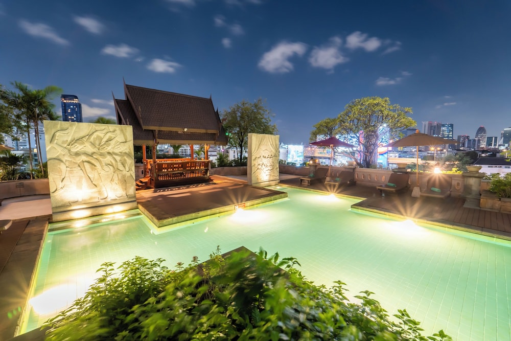 Century Park Hotel