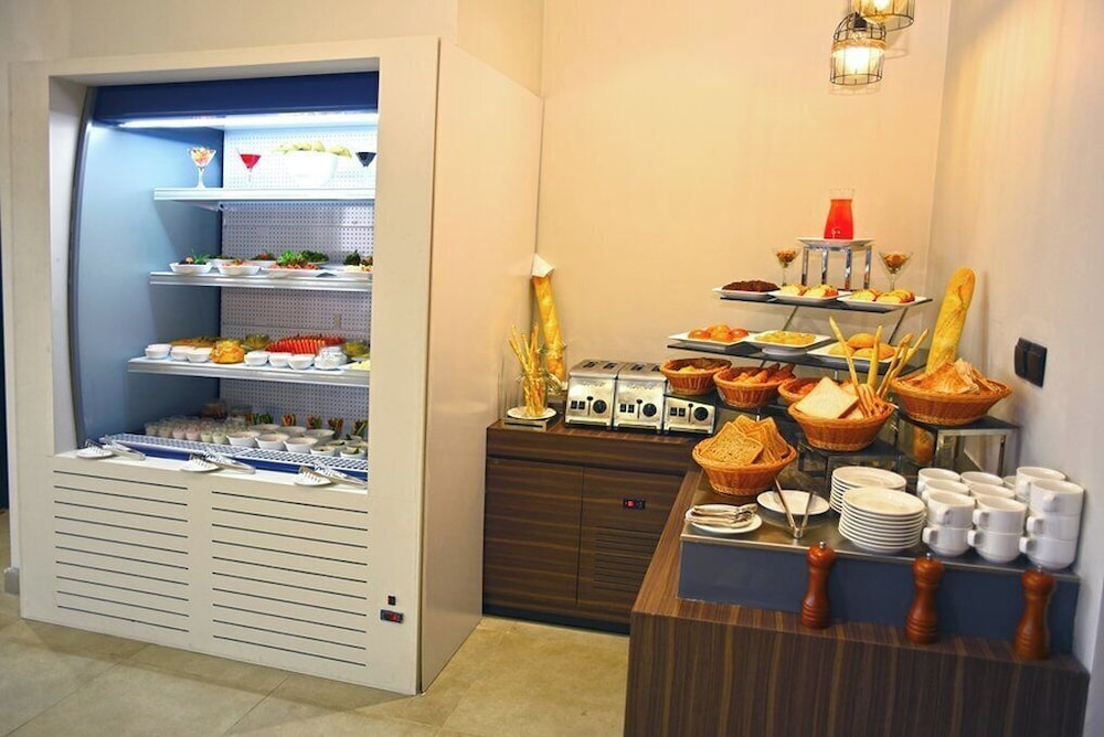 Kingsgate Al Jadaf by Millennium Hotels