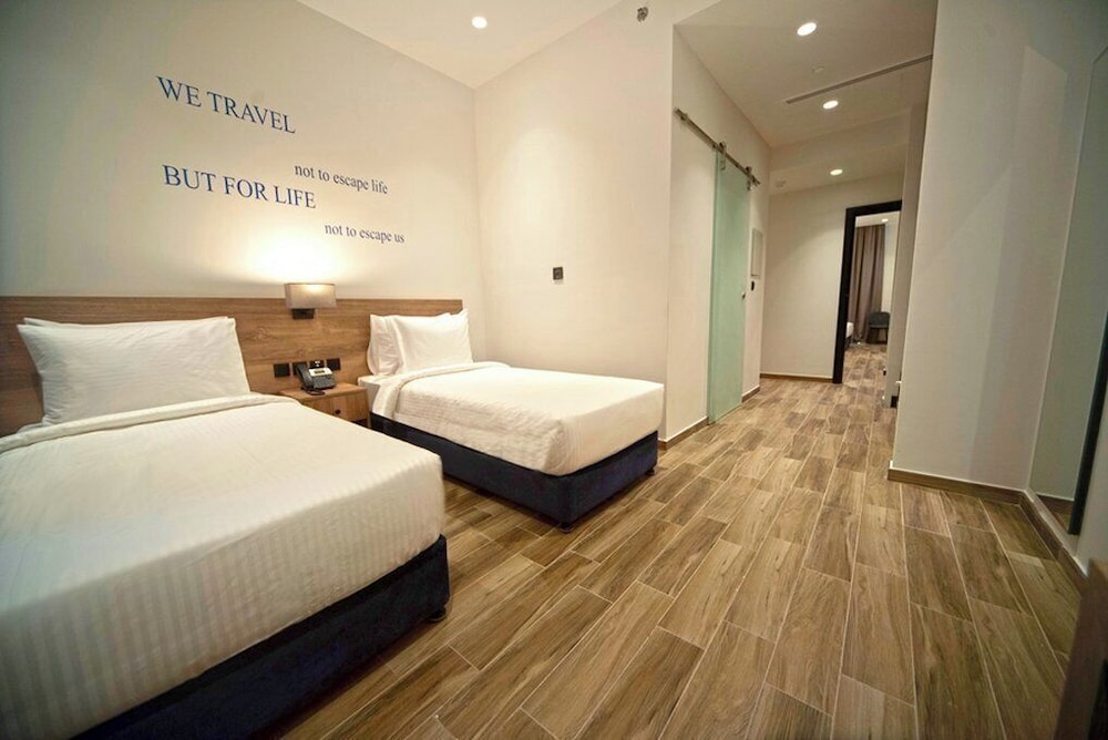Kingsgate Al Jadaf by Millennium Hotels