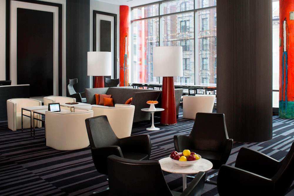 Courtyard by Marriott New York Manhattan / Central Park