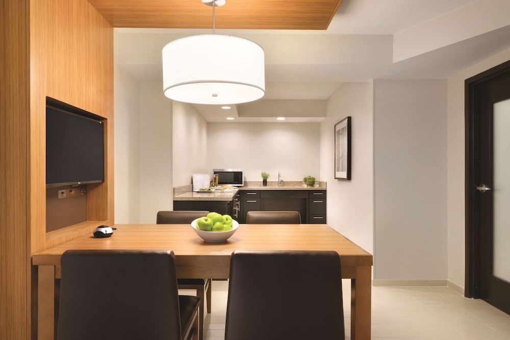 Hyatt Place Chicago/O'Hare Airport