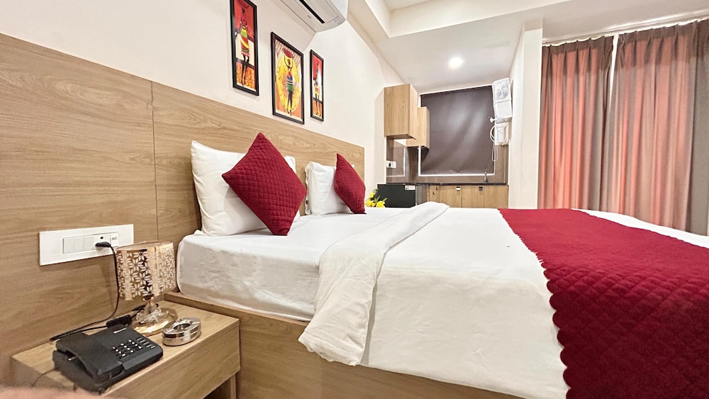 Fabhotel La Cozy Residency