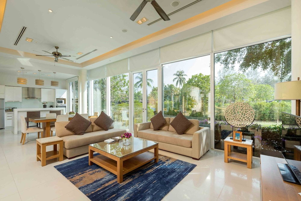 Splash Beach Resort, Mai Khao, Phuket