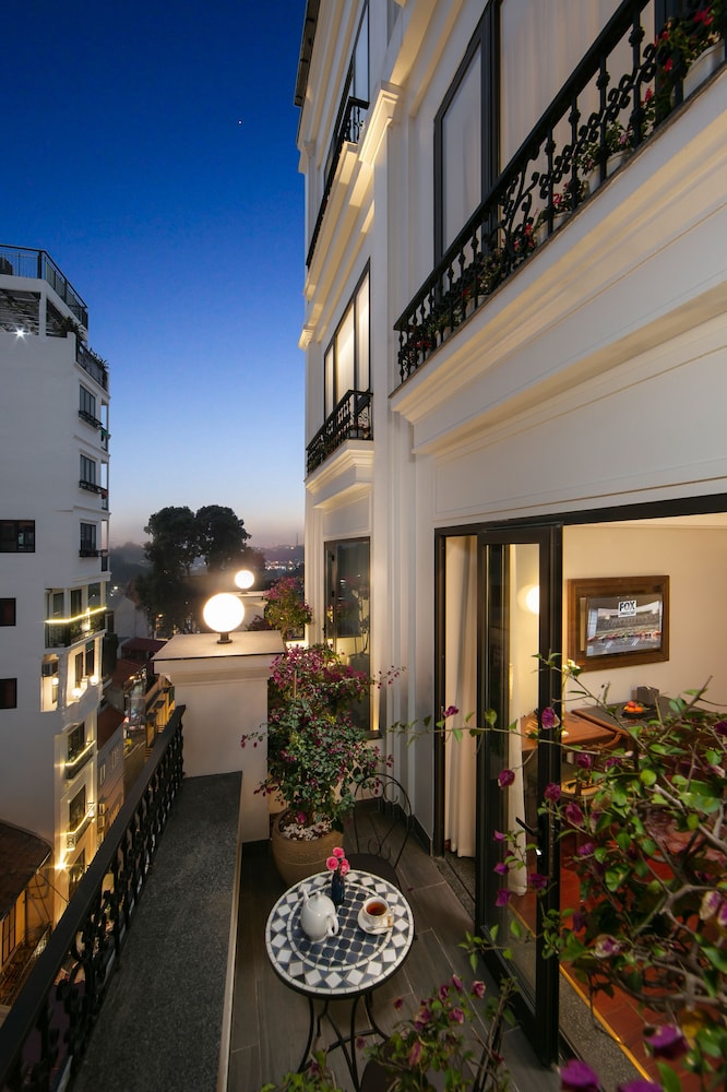 LUCIEN HANOI LAKESIDE HOTEL & ROOFTOP