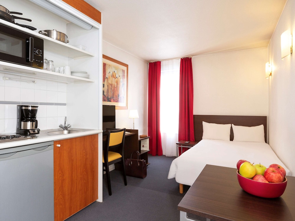 Aparthotel Adagio Access La Défense Léonard de Vinci