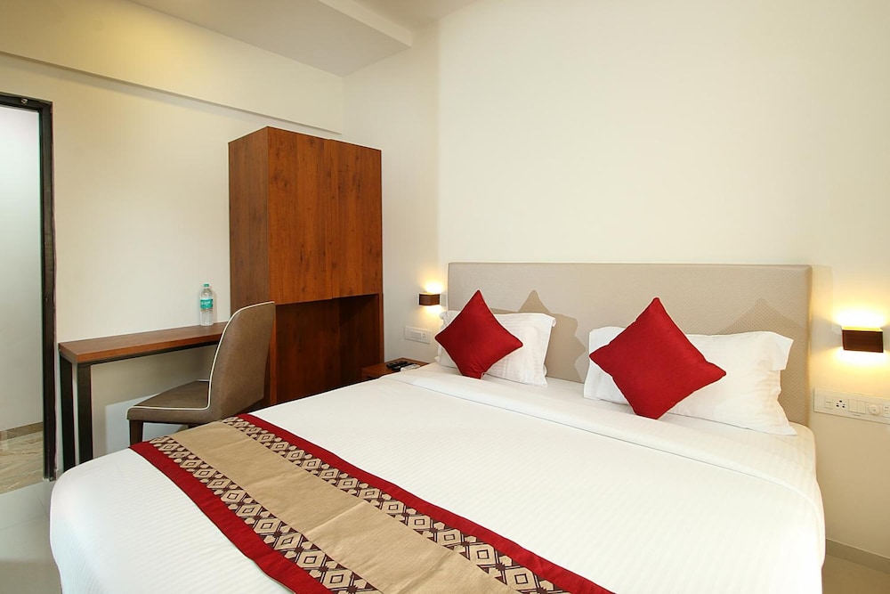 Mumbai House Luxury Apartment