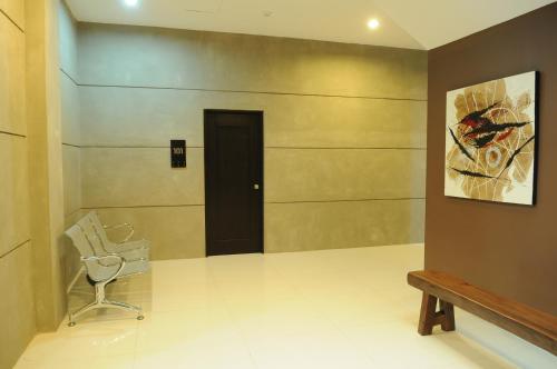 North Zen Basic Spaces