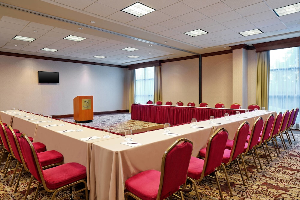 Sheraton Augusta Hotel