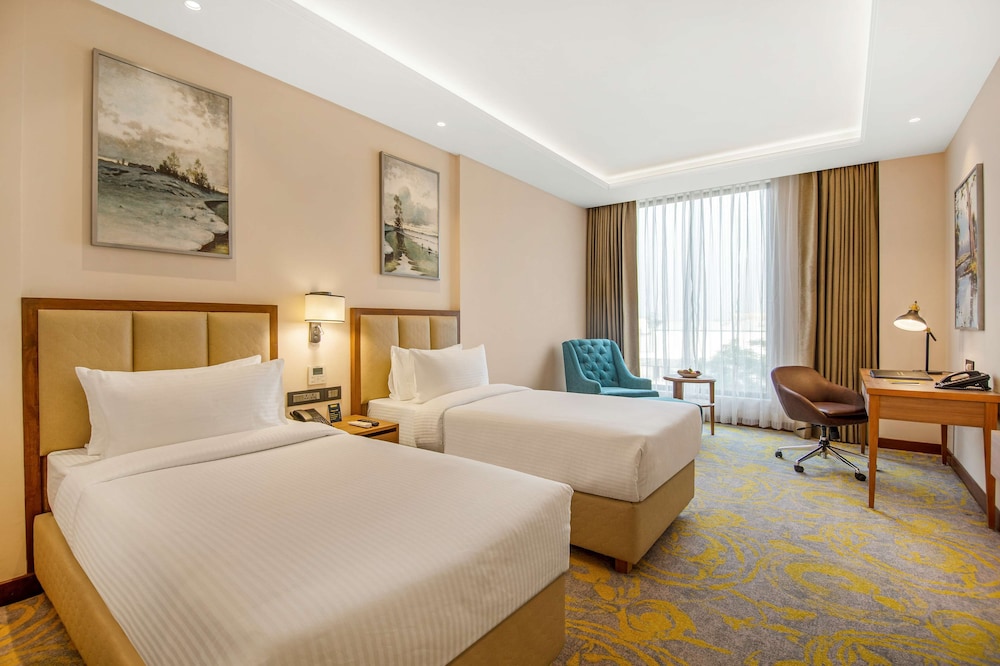 Golden Tulip  Jalandhar-GT By Pass Road
