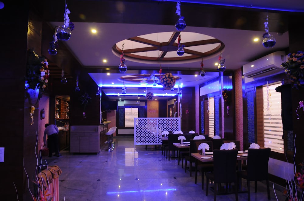 Rosewood International