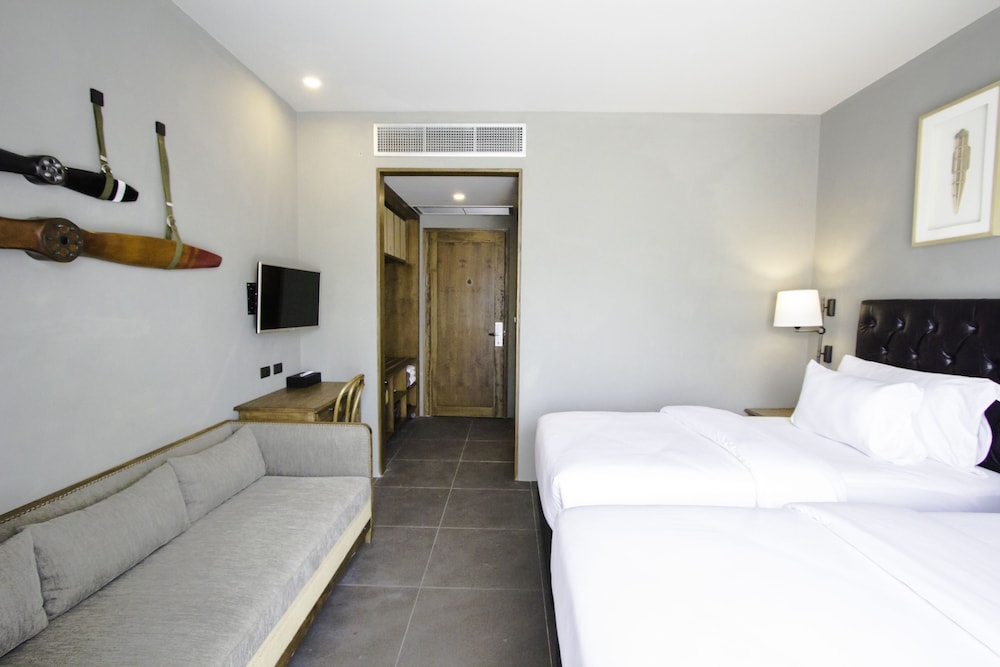 Sugar Marina Hotel - AVIATOR - Phuket Airport